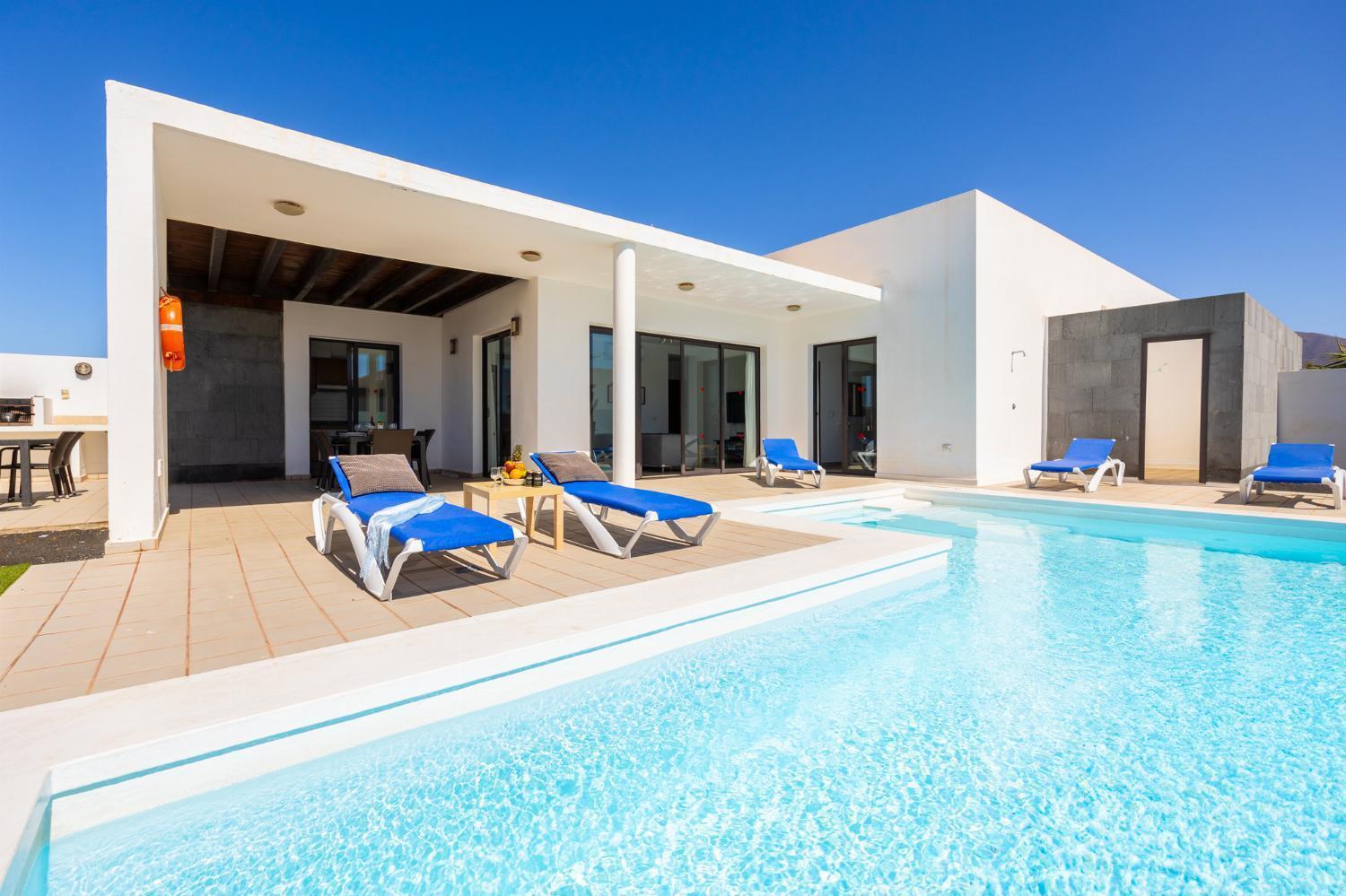 Villa Aurora *