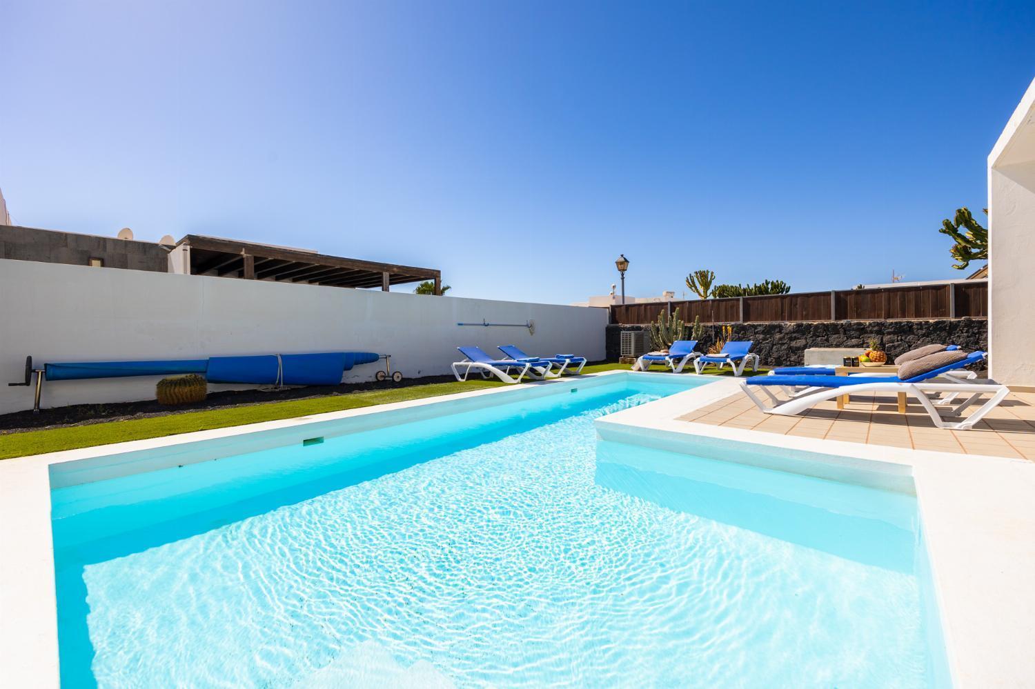 Aurora Villa