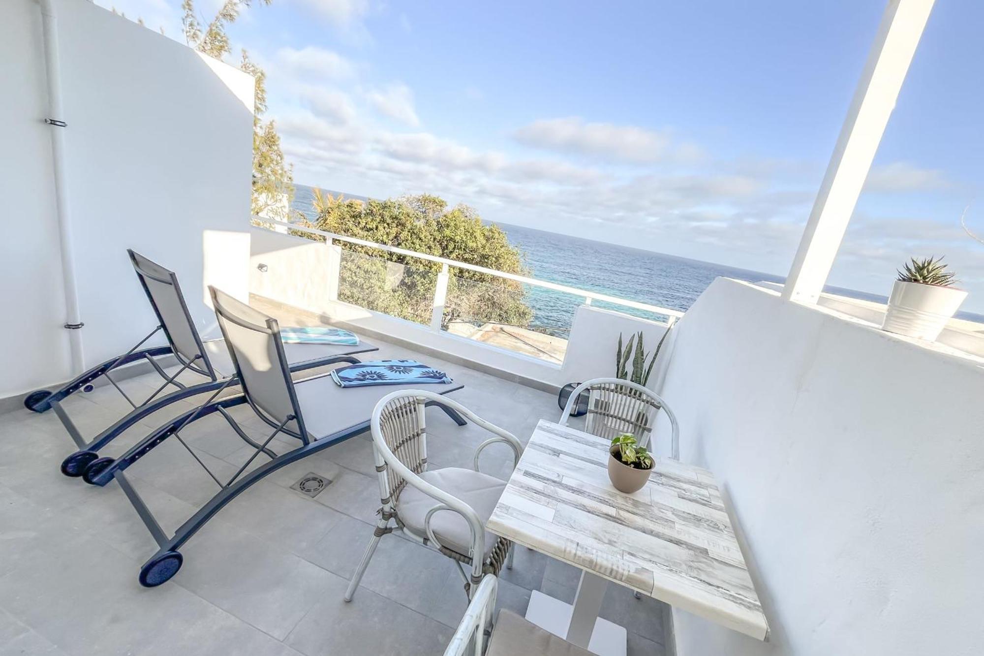 Casa Burgao With Large Seaview Terrace * Punta Mujeres