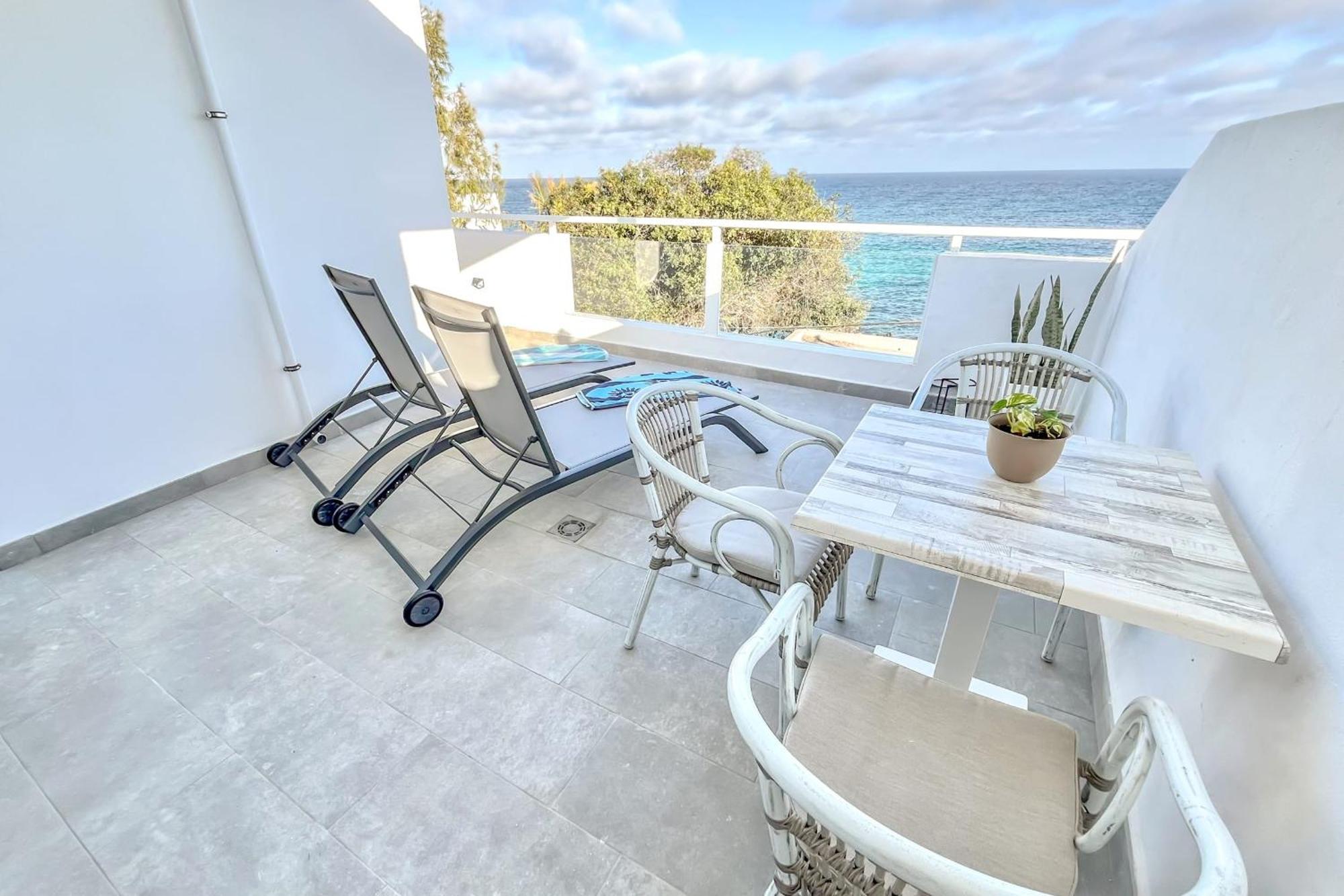 Casa Burgao With Large Seaview Terrace Apartamento *
