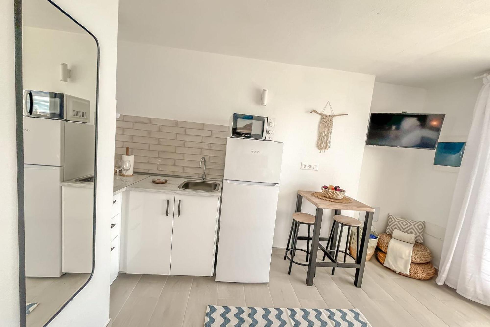 Casa Burgao With Large Seaview Terrace Apartamento