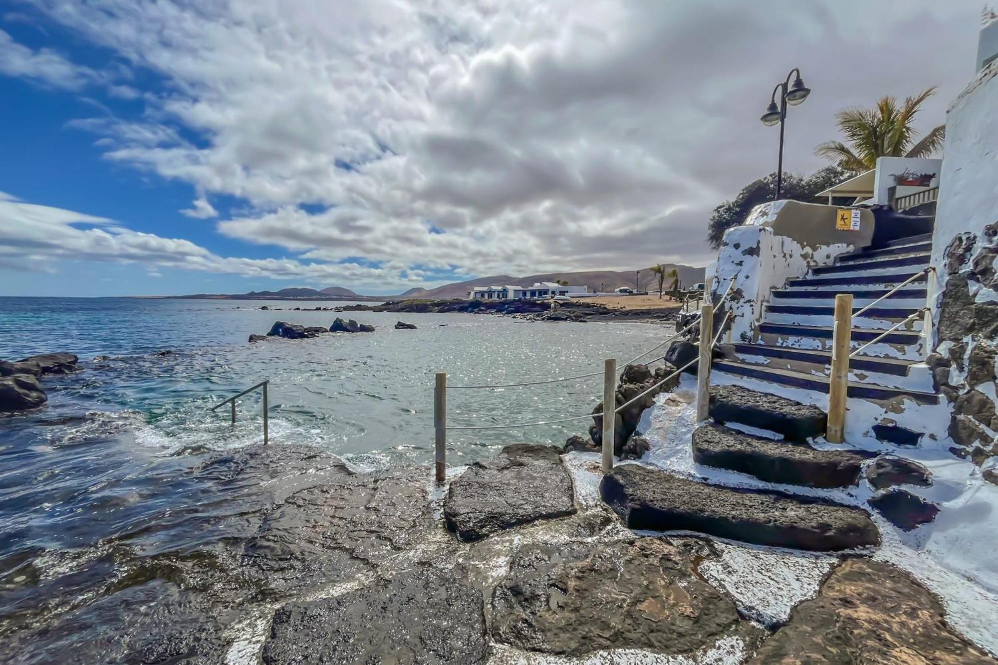 Casa Burgao With Large Seaview Terrace Punta Mujeres