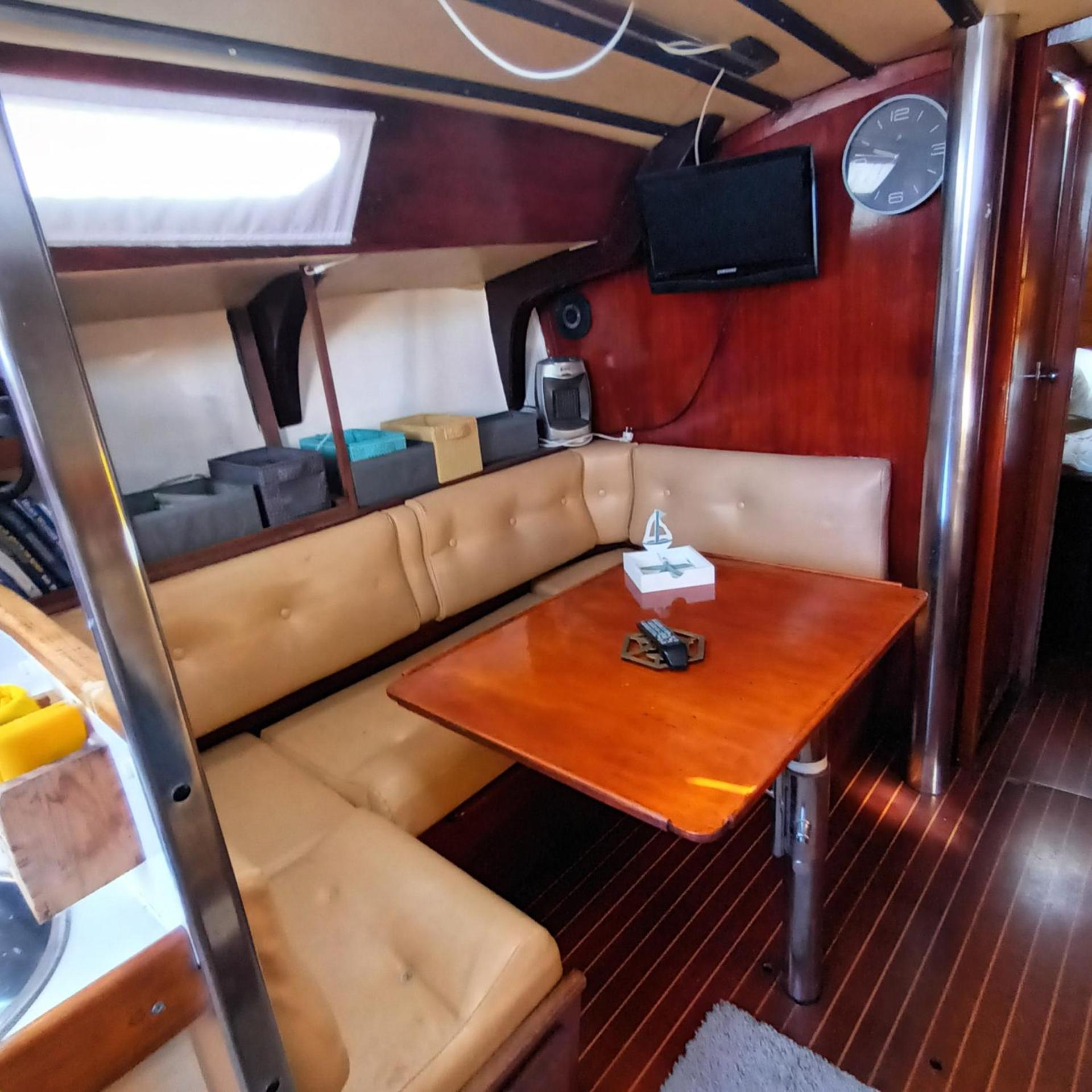 Botel Spirit Of Shackleton Yacht *