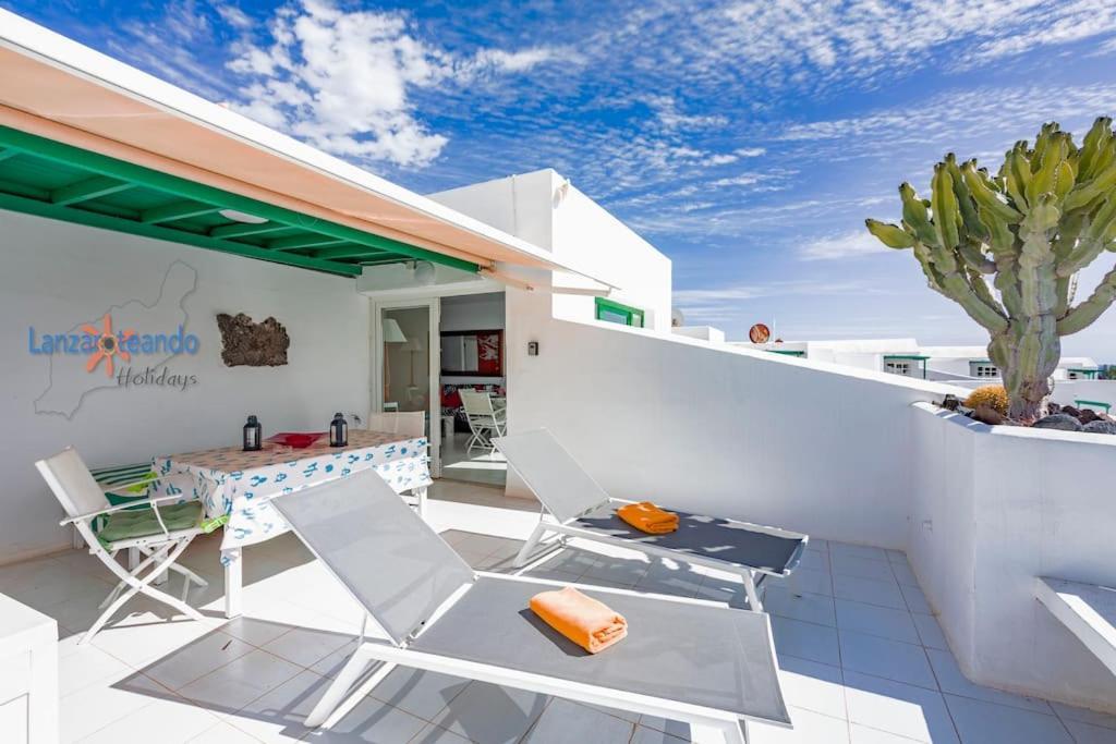 Atico La Deliziosa Vivienda Vacational With Sea View Apartamento Costa Teguise