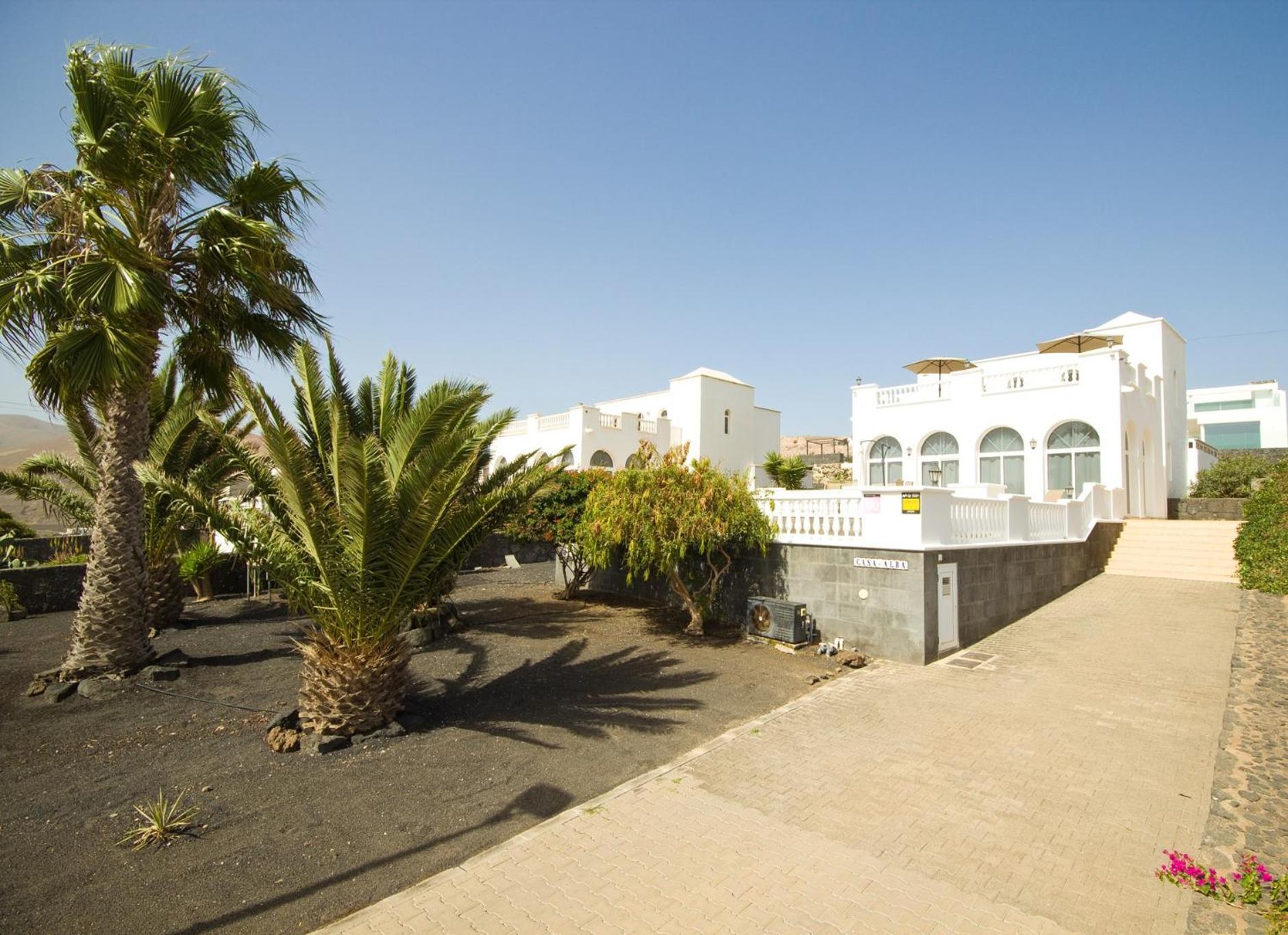 Villa Casa Alba - By Az *