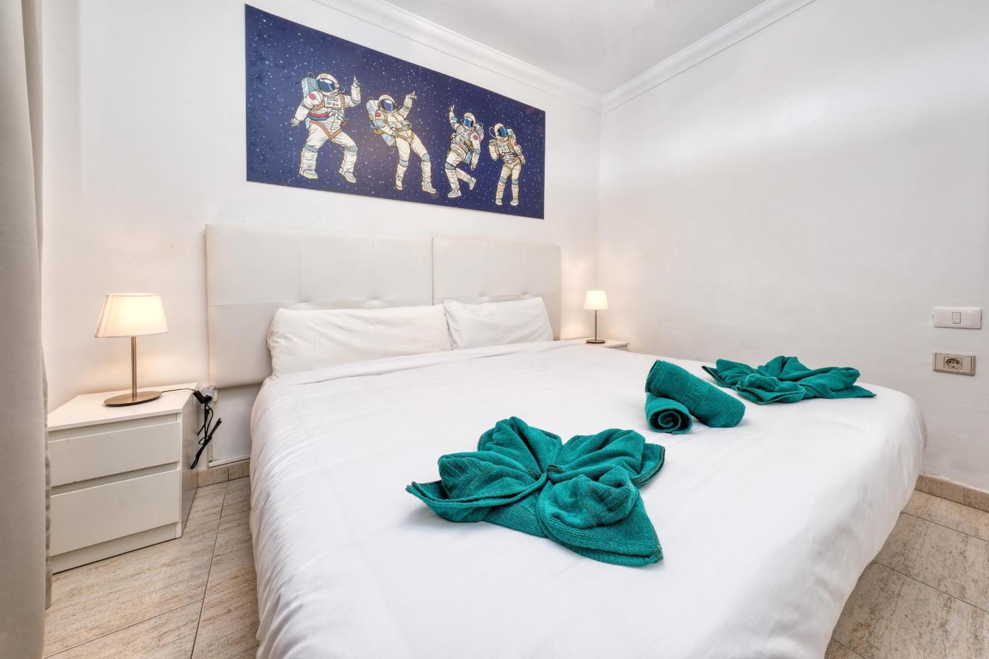 Casa Appia-300m From The Beach, Heated Pool *