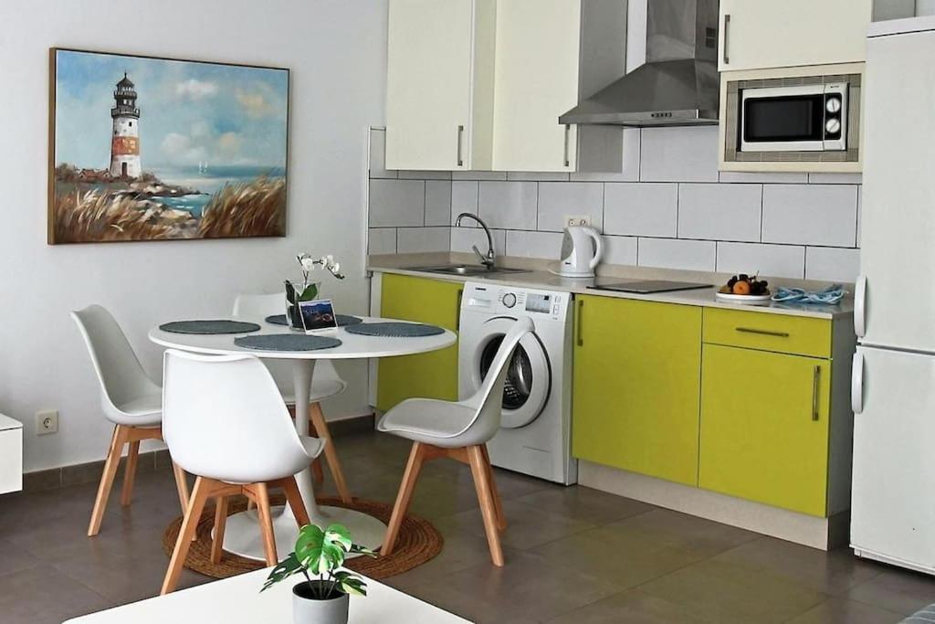 Cucharas Playa Terrace Sea Views Apartamento