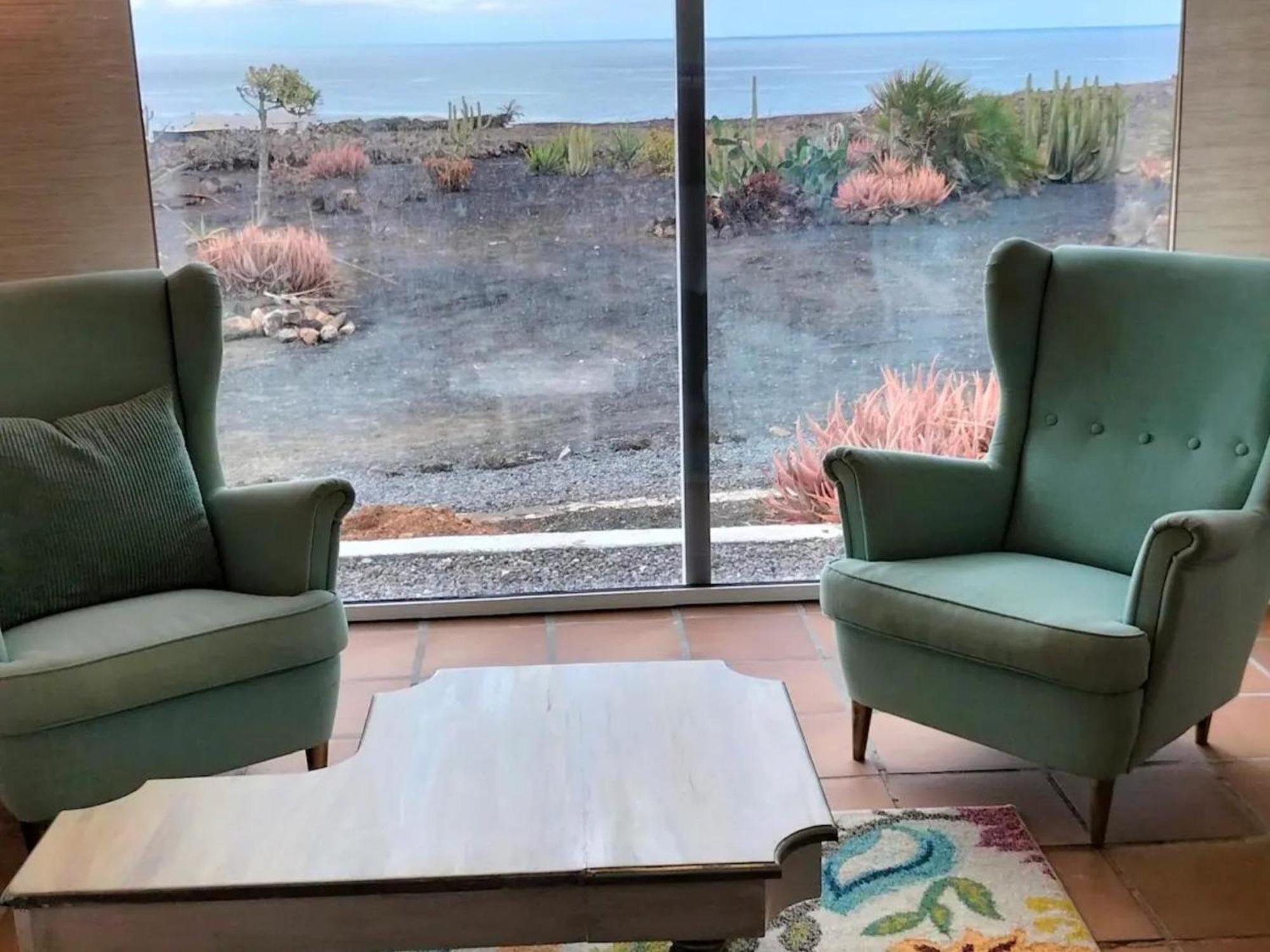 Casa Leonida Ocean Volcano House Holiday home