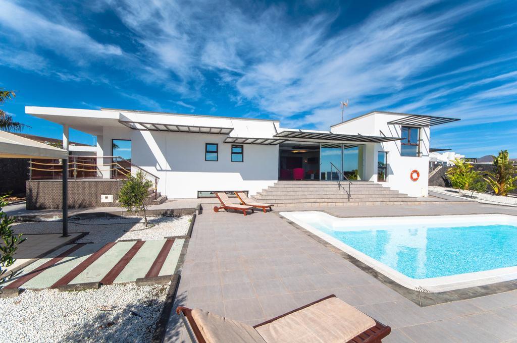 Oasis Villa Playa Blanca (Lanzarote)