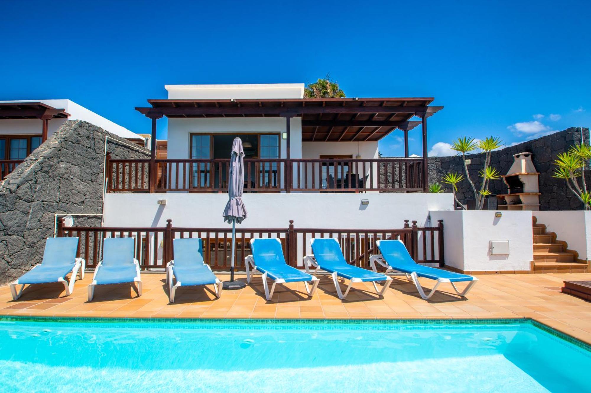 Villa Vista Lobos With Sea View