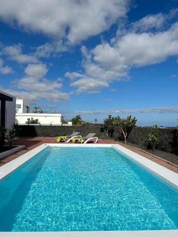 Pol Lanzarote *