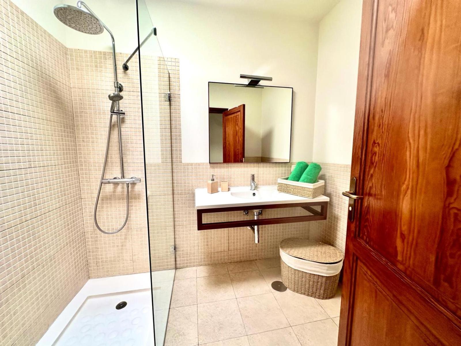 Luxury Sea Front -la Orilla Villa *
