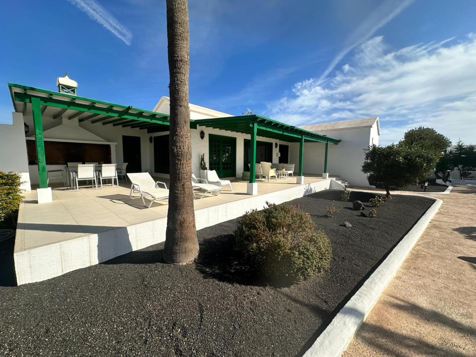 Luxury Sea Front -la Orilla Villa *
