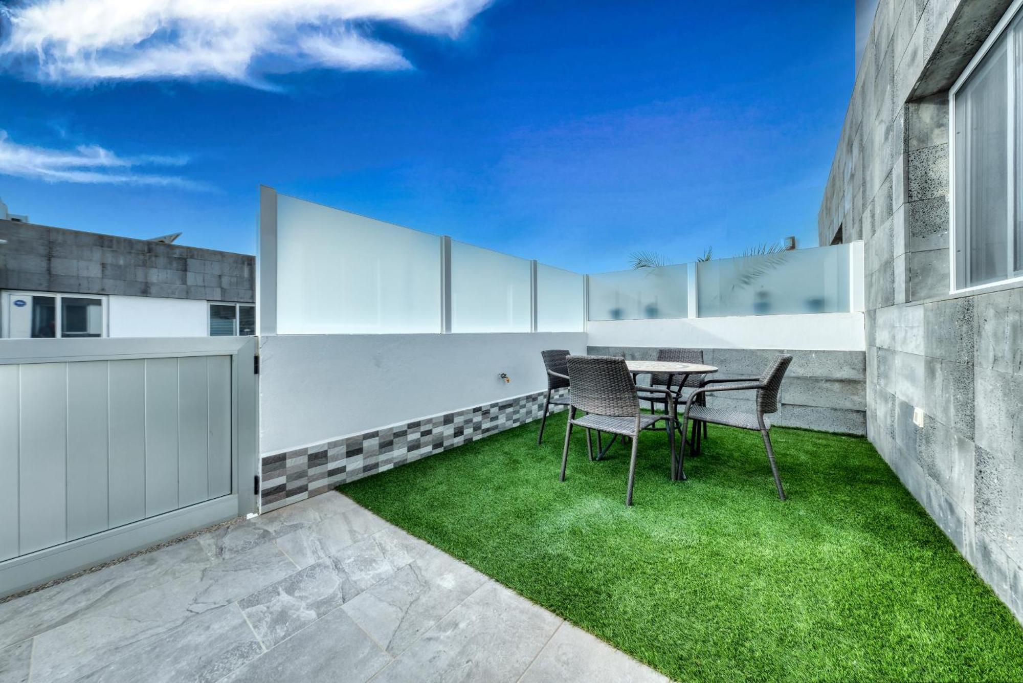 Cassia-private Pool Aircon, Sat Tv By Lanzarote