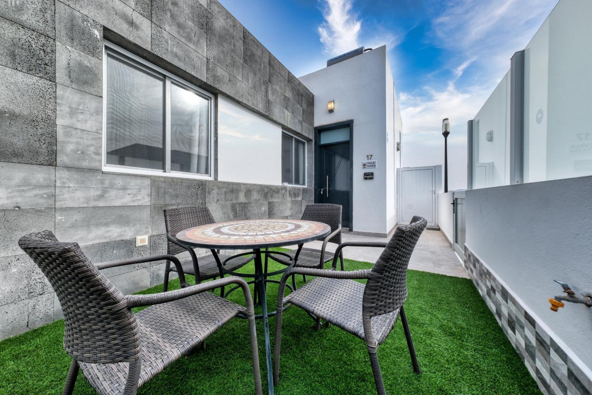 Holiday home Cassia-private Pool Aircon, Sat Tv By Lanzarote *