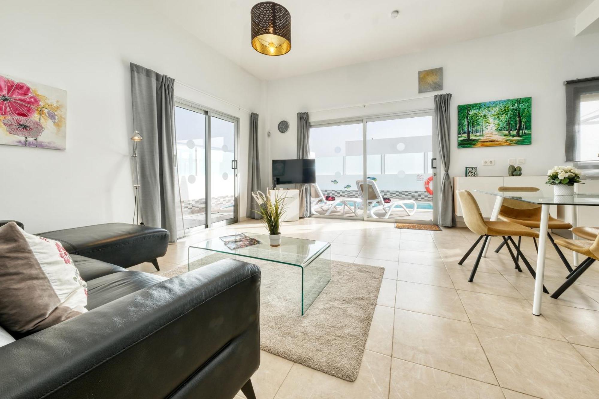 Holiday home Cassia-private Pool Aircon, Sat Tv By Lanzarote