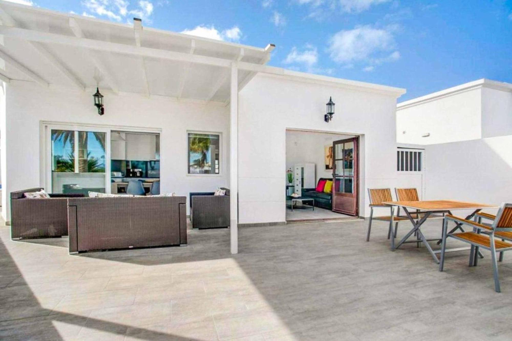 Villa Grama Tias