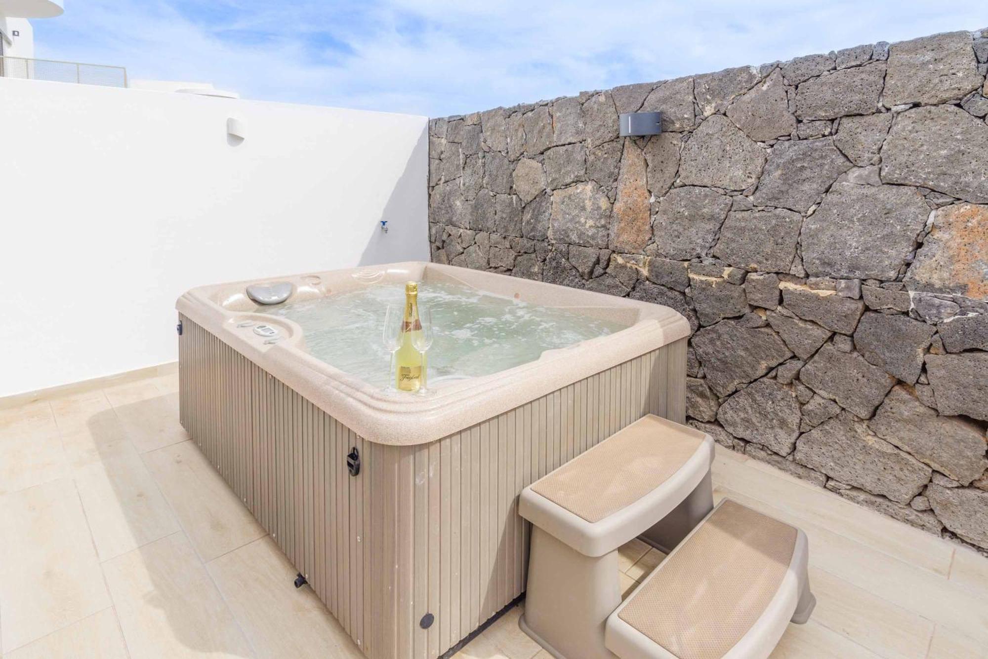 Colina Villa *