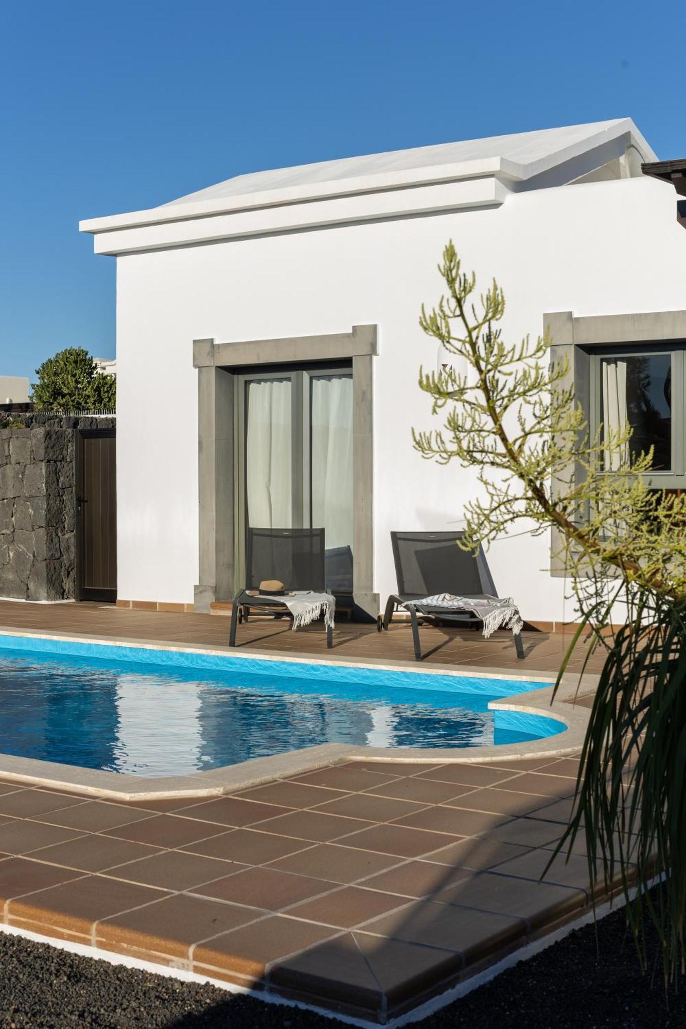 Mo Luxury Heated Pool * Playa Blanca (Lanzarote)