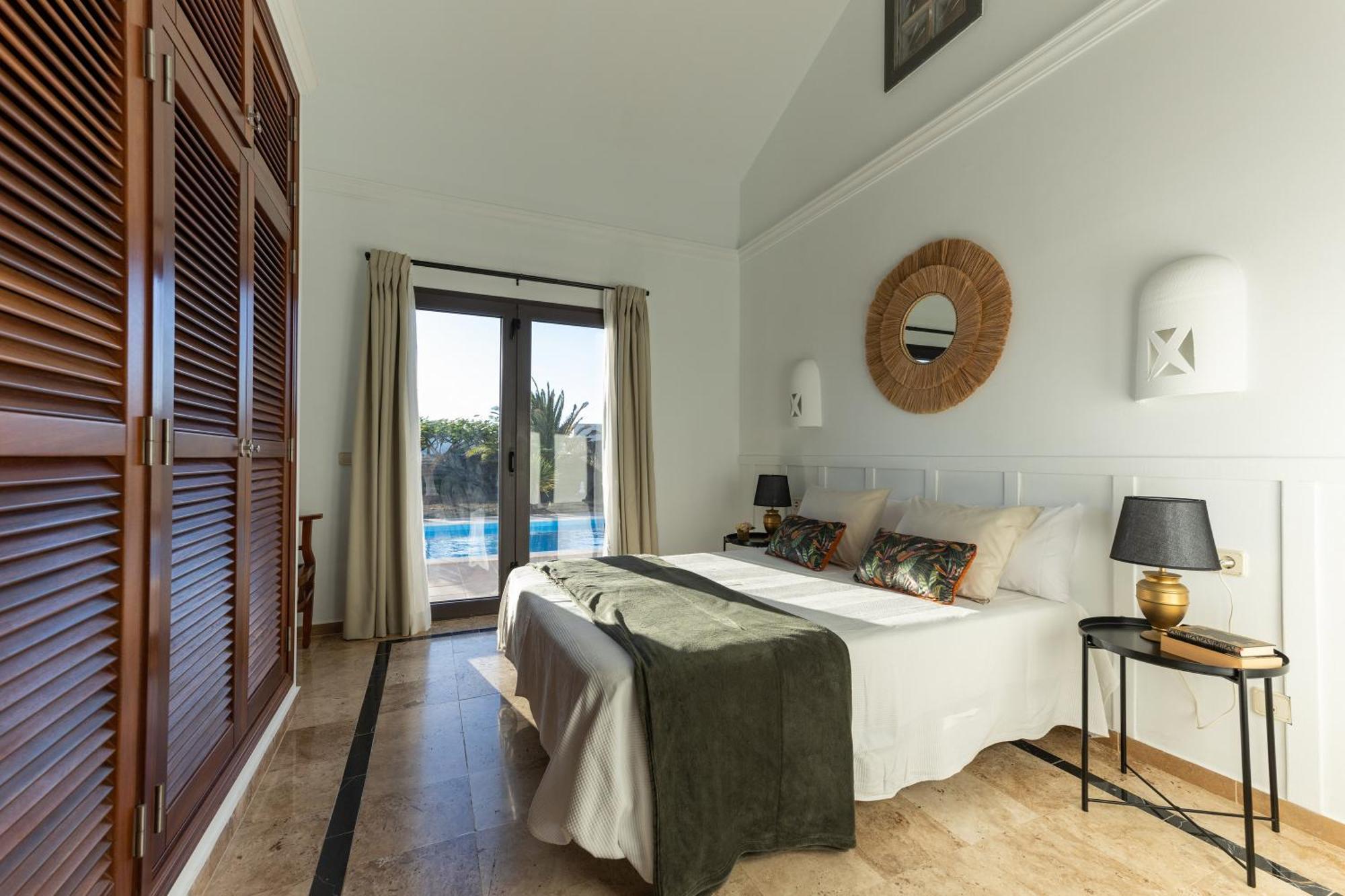 Villa Mo Luxury Heated Pool Playa Blanca (Lanzarote)