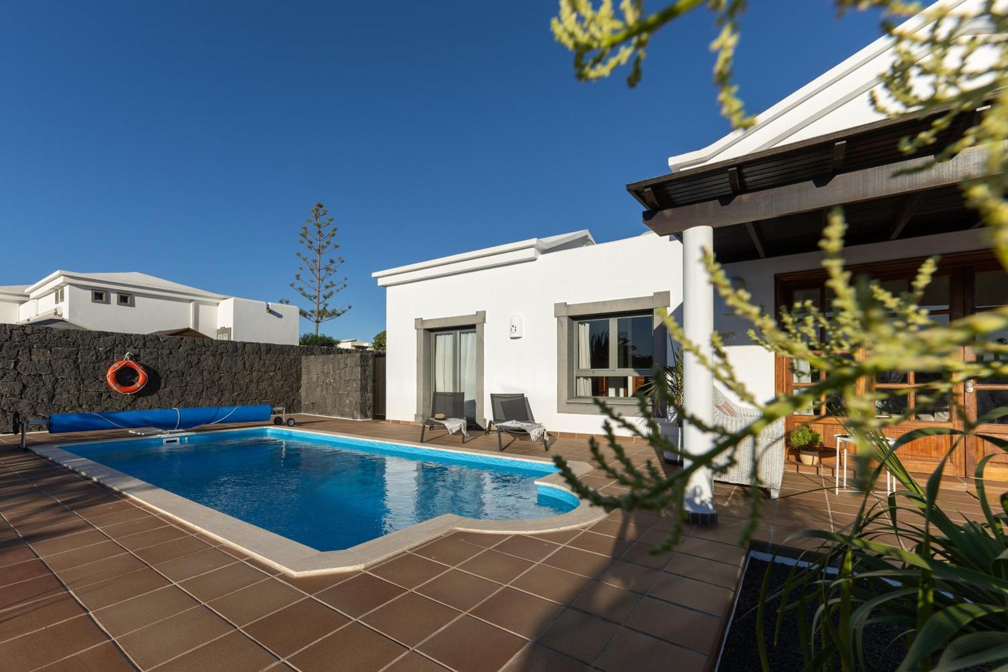 Villa Mo Luxury Heated Pool *