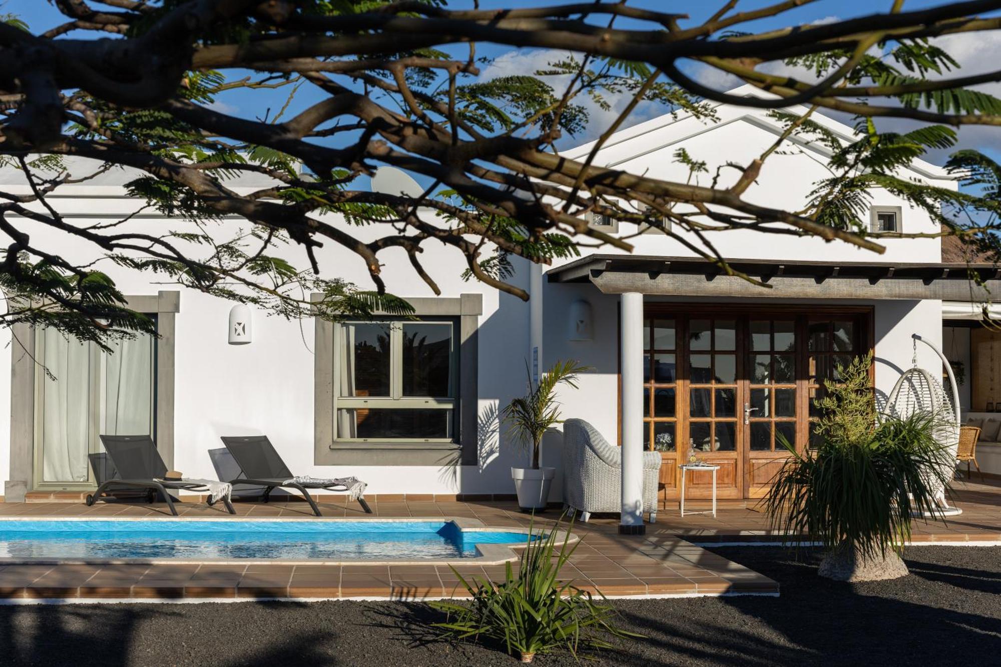 Mo Luxury Heated Pool Villa *