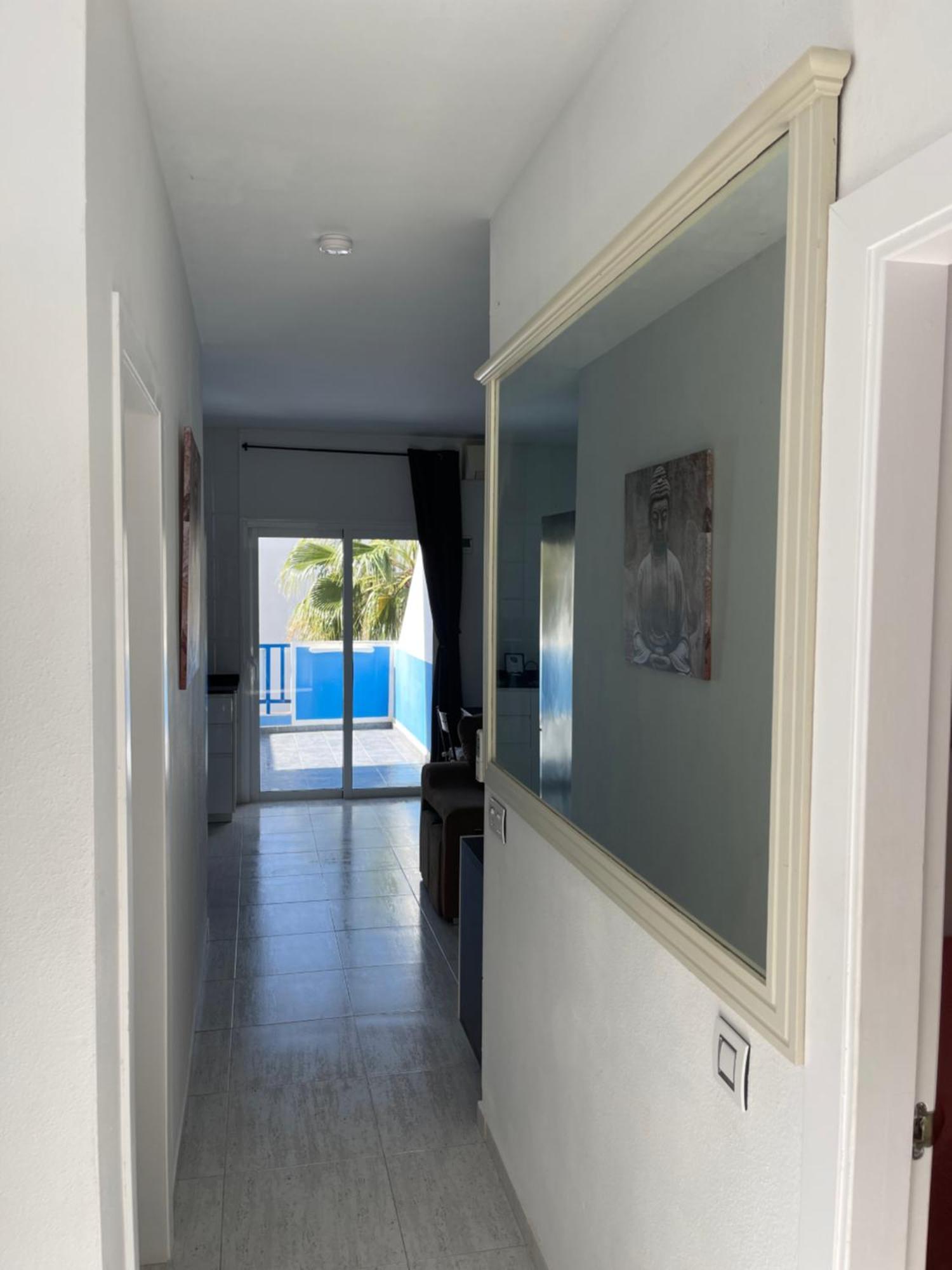 Apartment Oasis Montana Roja