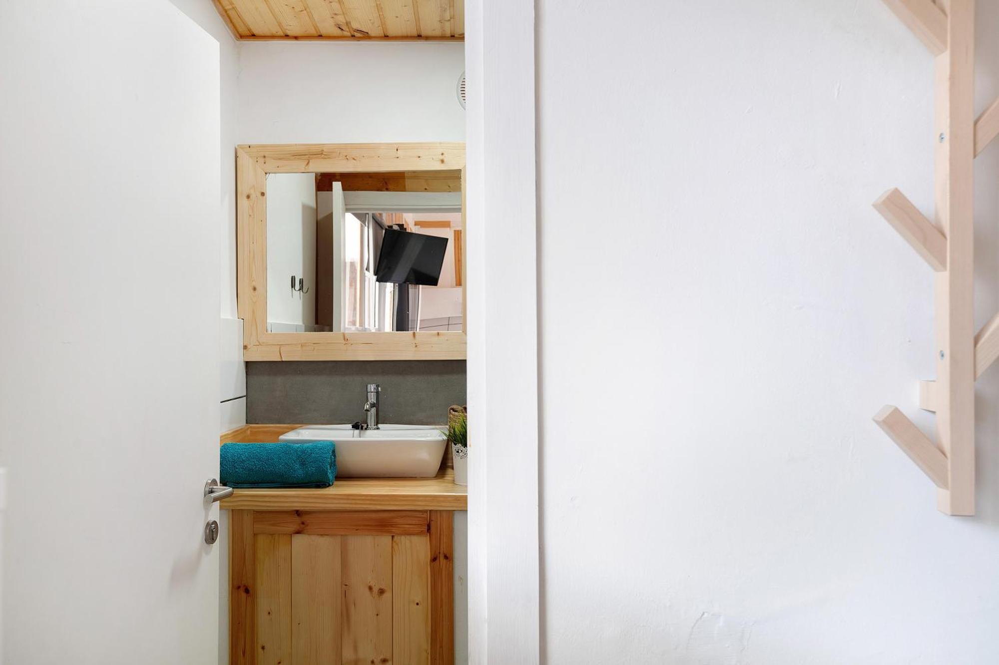 Amanecer Apartment Macher