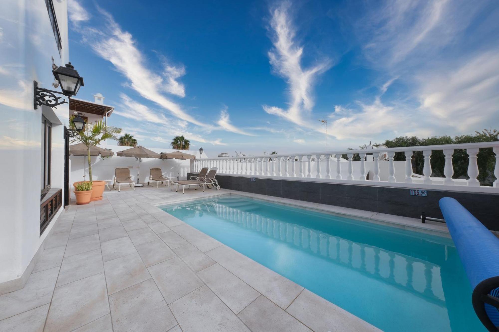 Villa Casa San Valentin Con Piscina Privada Puerto del Carmen (Lanzarote)