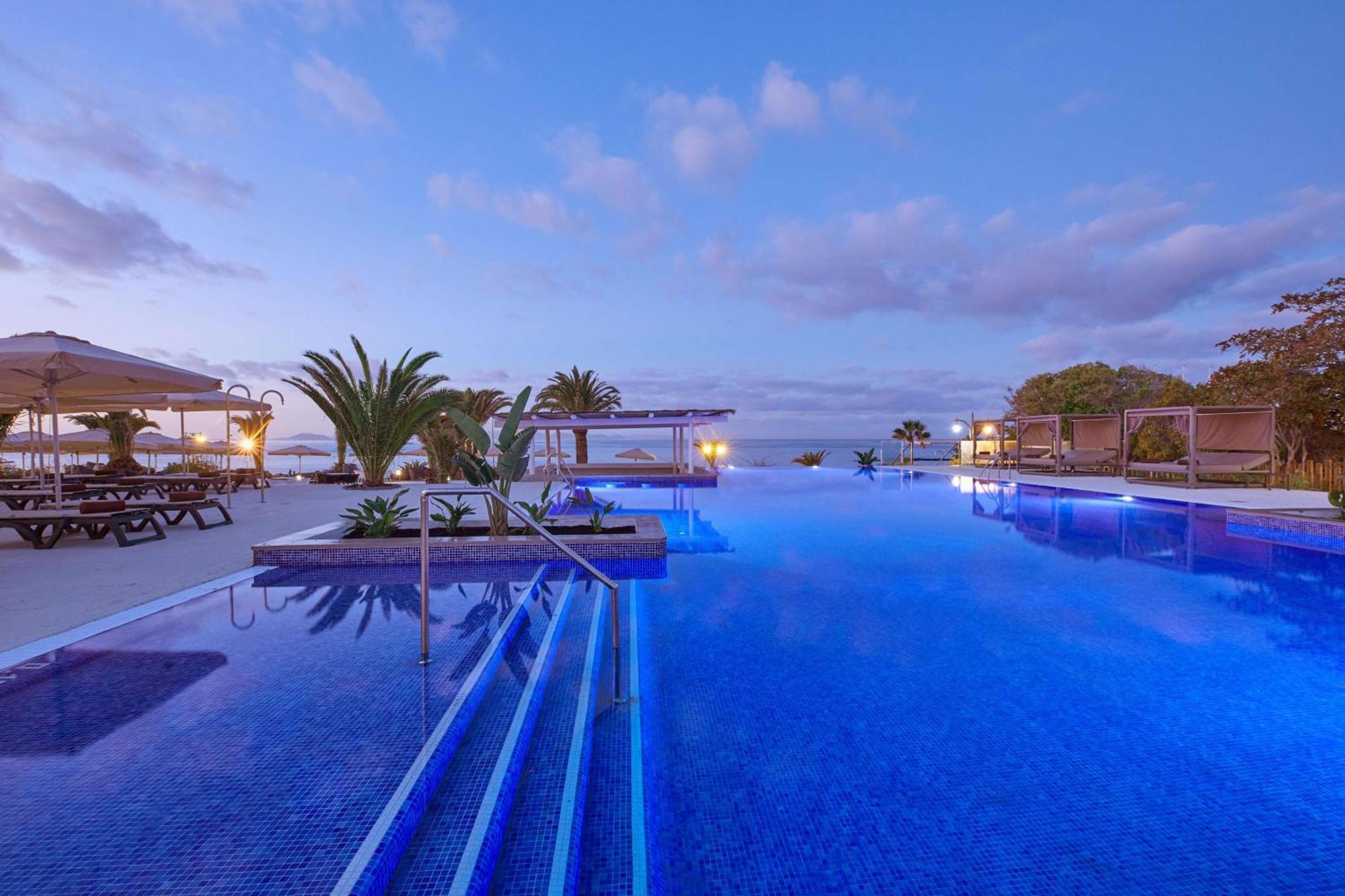 Dreams Lanzarote Playa Dorada & Hotel 5*