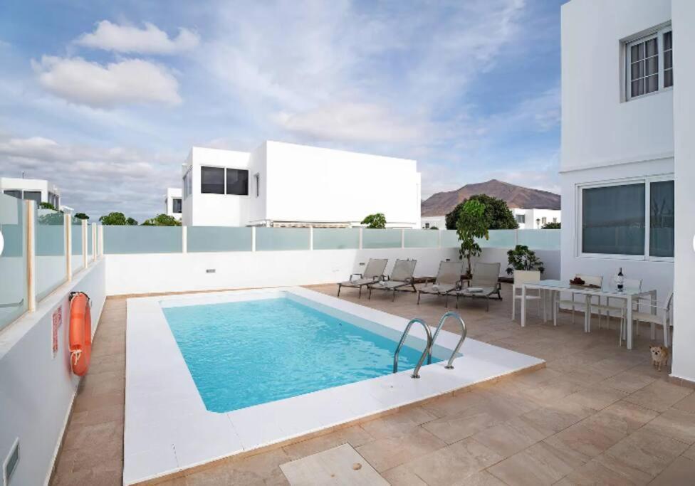 Khaleesi En Lanzarote Villa