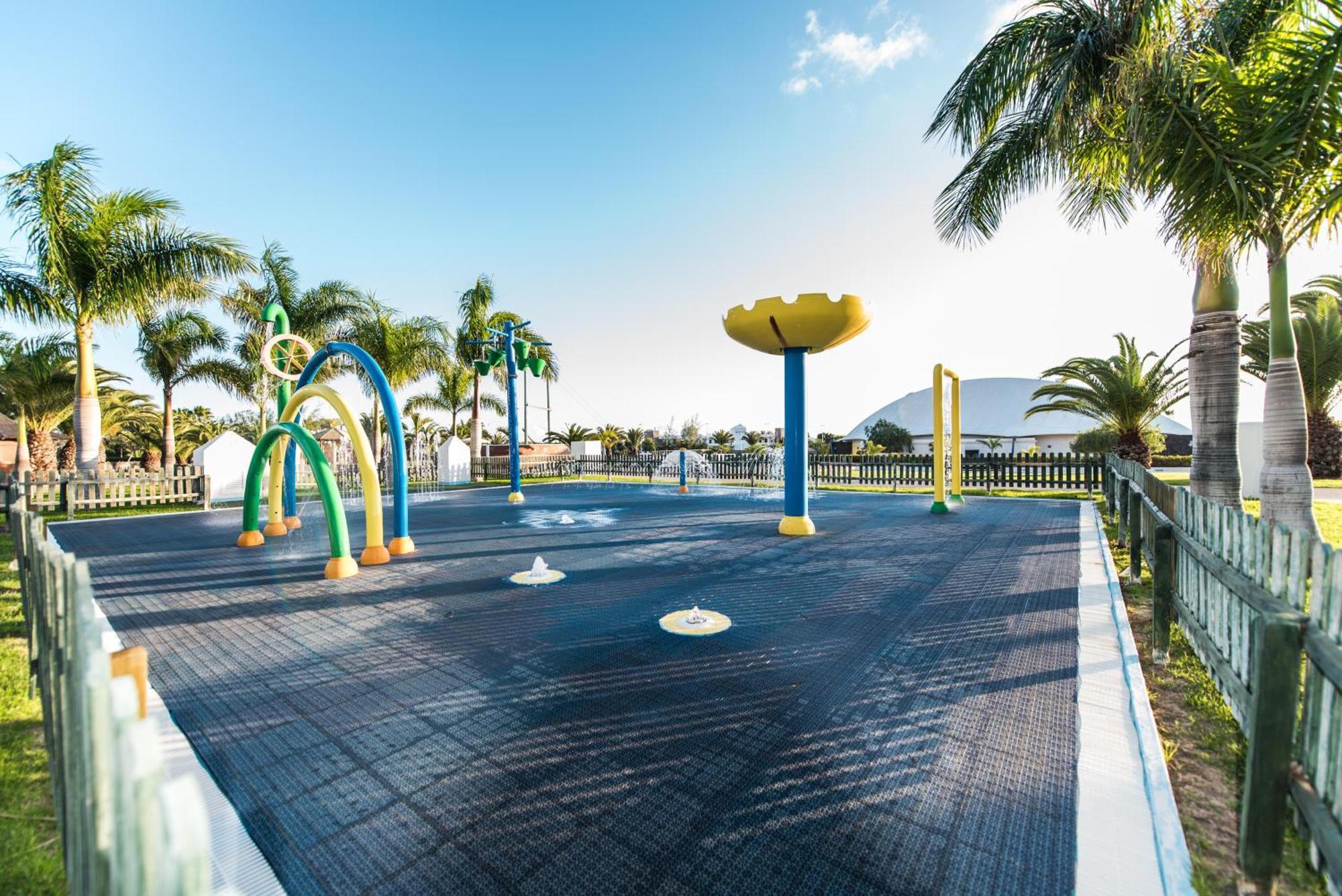 Thb Tropical Island Resort 4*