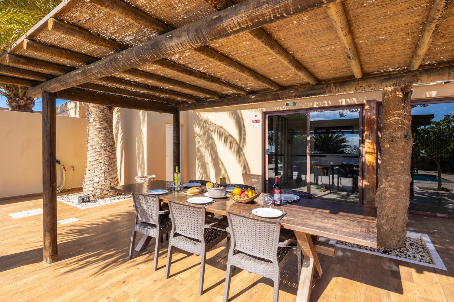 Santana Villa *