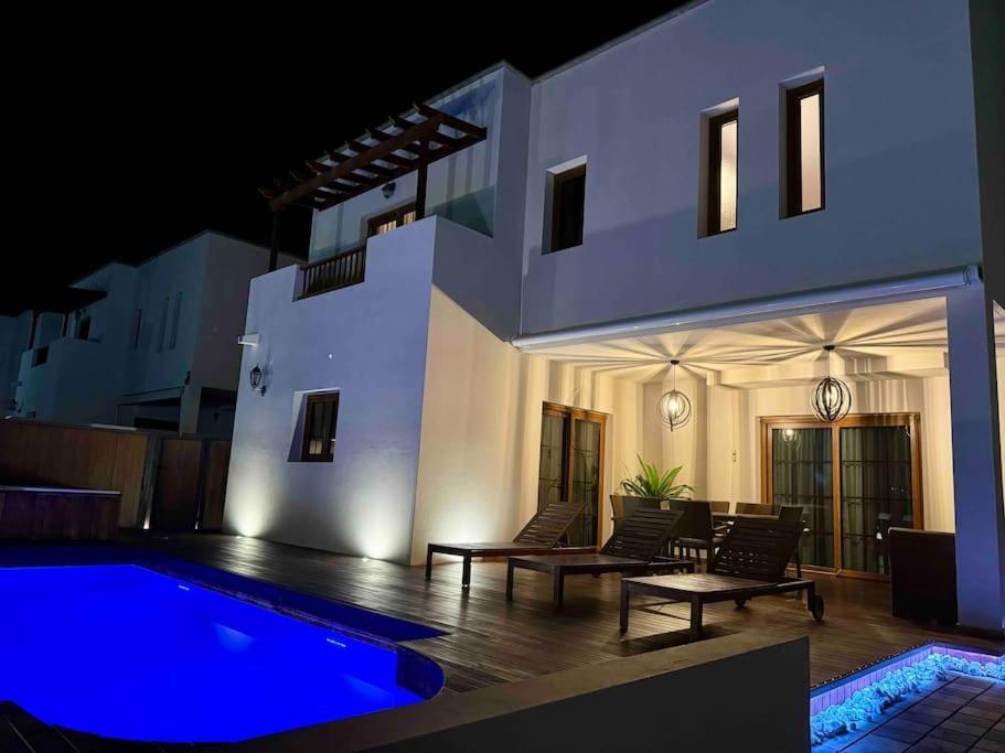 Villa Casa Del Mar - Piscina Y Jacuzzi Privado Costa Teguise
