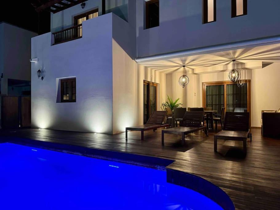 Casa Del Mar - Piscina Y Jacuzzi Privado
