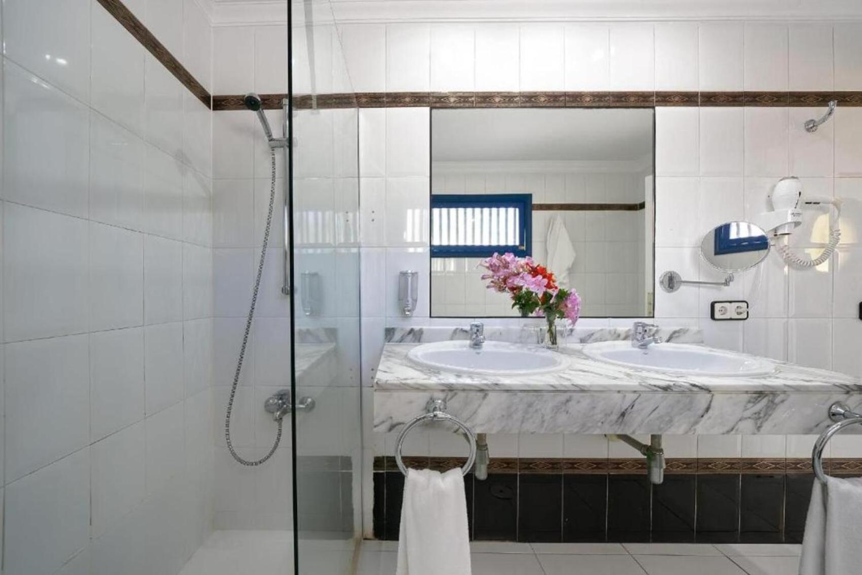 One Bedroom Garden View, Pool,near The Beach, Puerto Del Carmen *