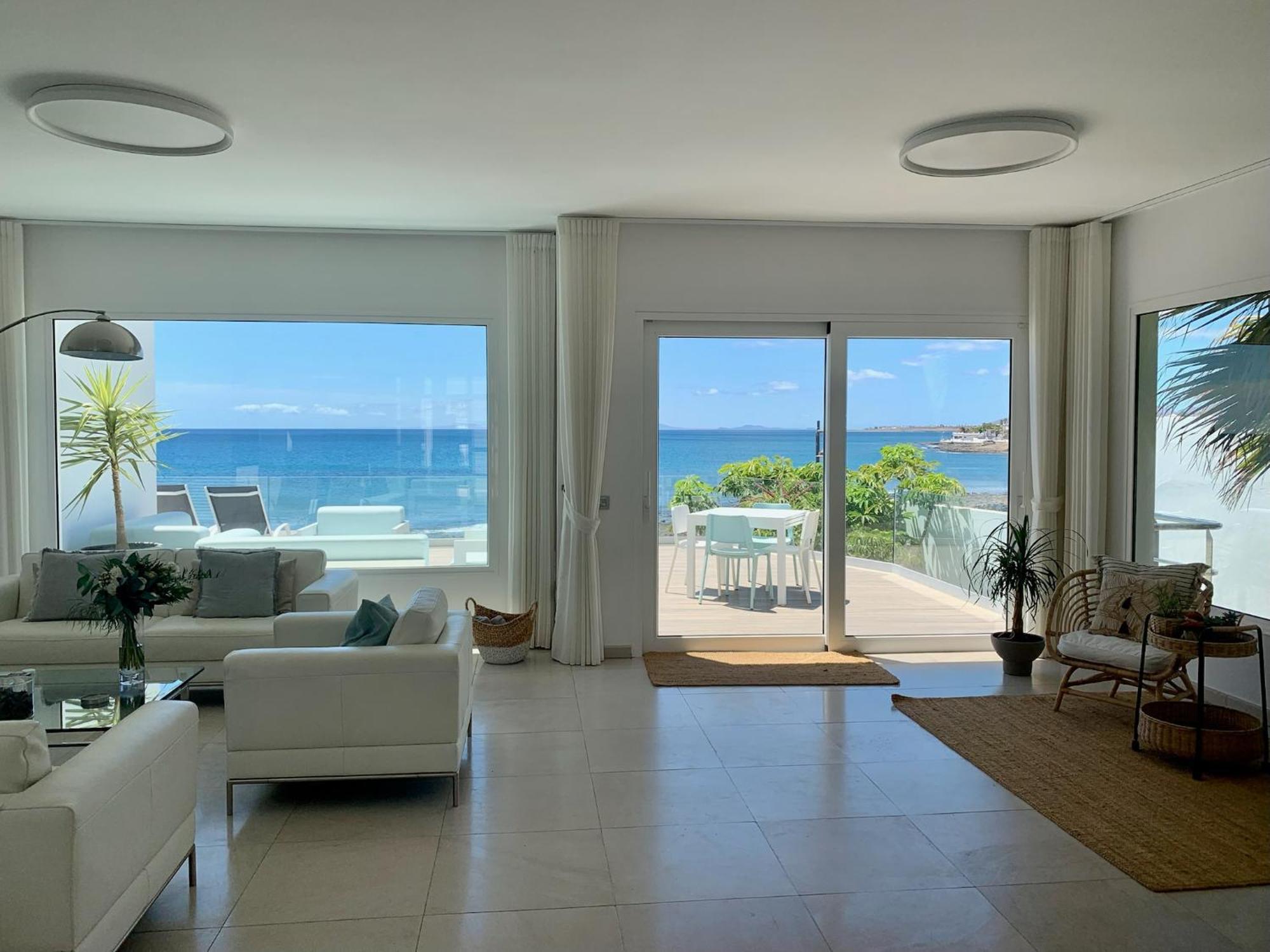 Villa Del Mar Lanzarote - Luxury Beachhouse Arrecife (Lanzarote)