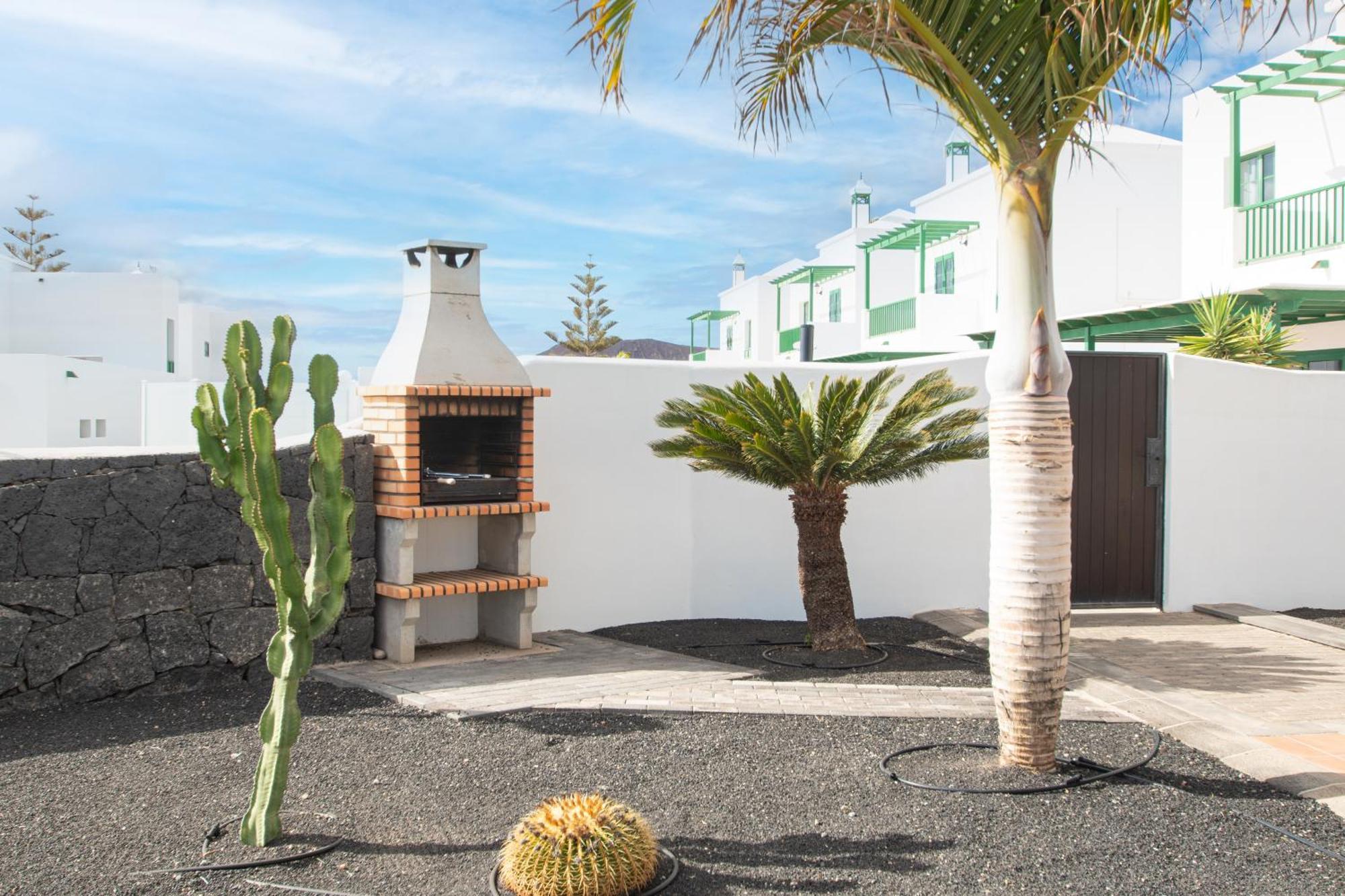 Blancazul Brisa Marina * Yaiza (Lanzarote)