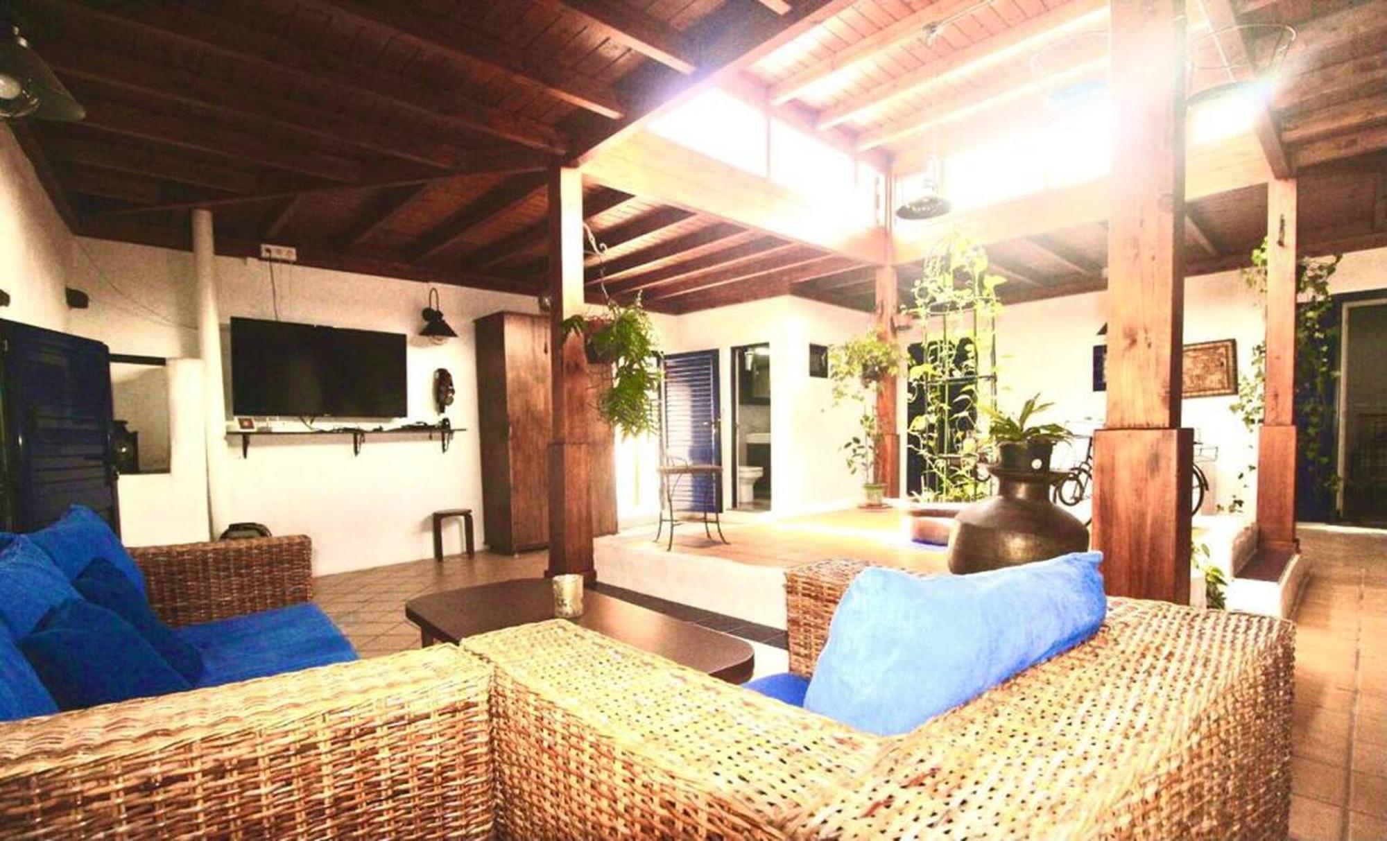 Malvasia Villa *