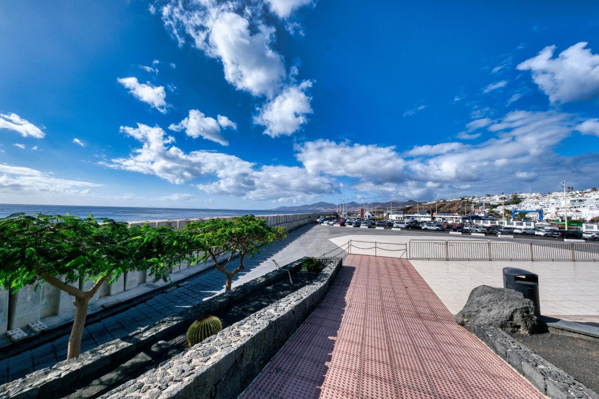 Casa El Varadero Central, Air-con, Sea Views Puerto del Carmen (Lanzarote)