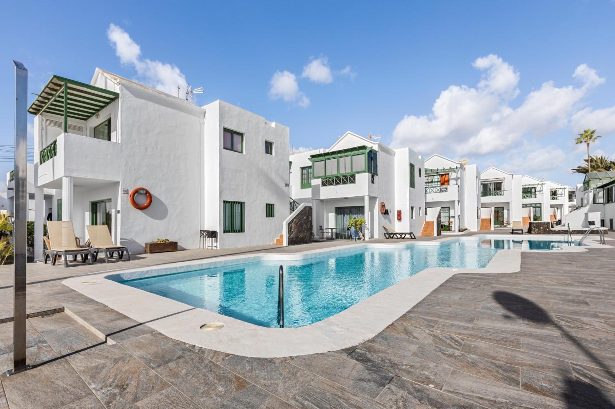 Home2book Sunny Dream Puerto Del Carmen, Pool *