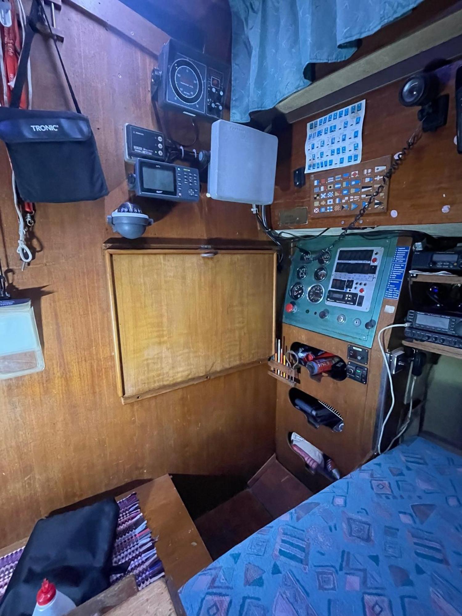El Velero Puerto Calero