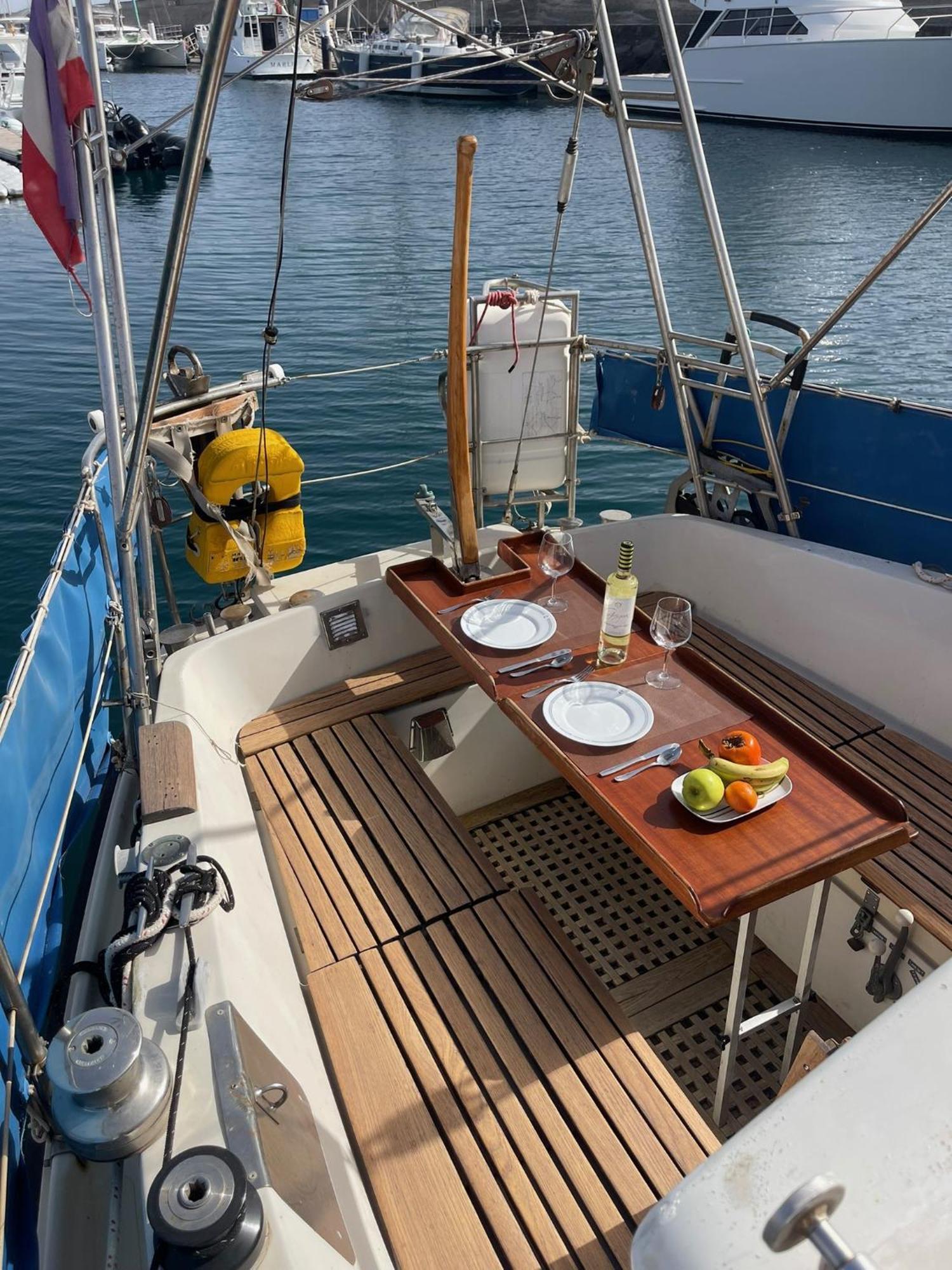 Botel El Velero *