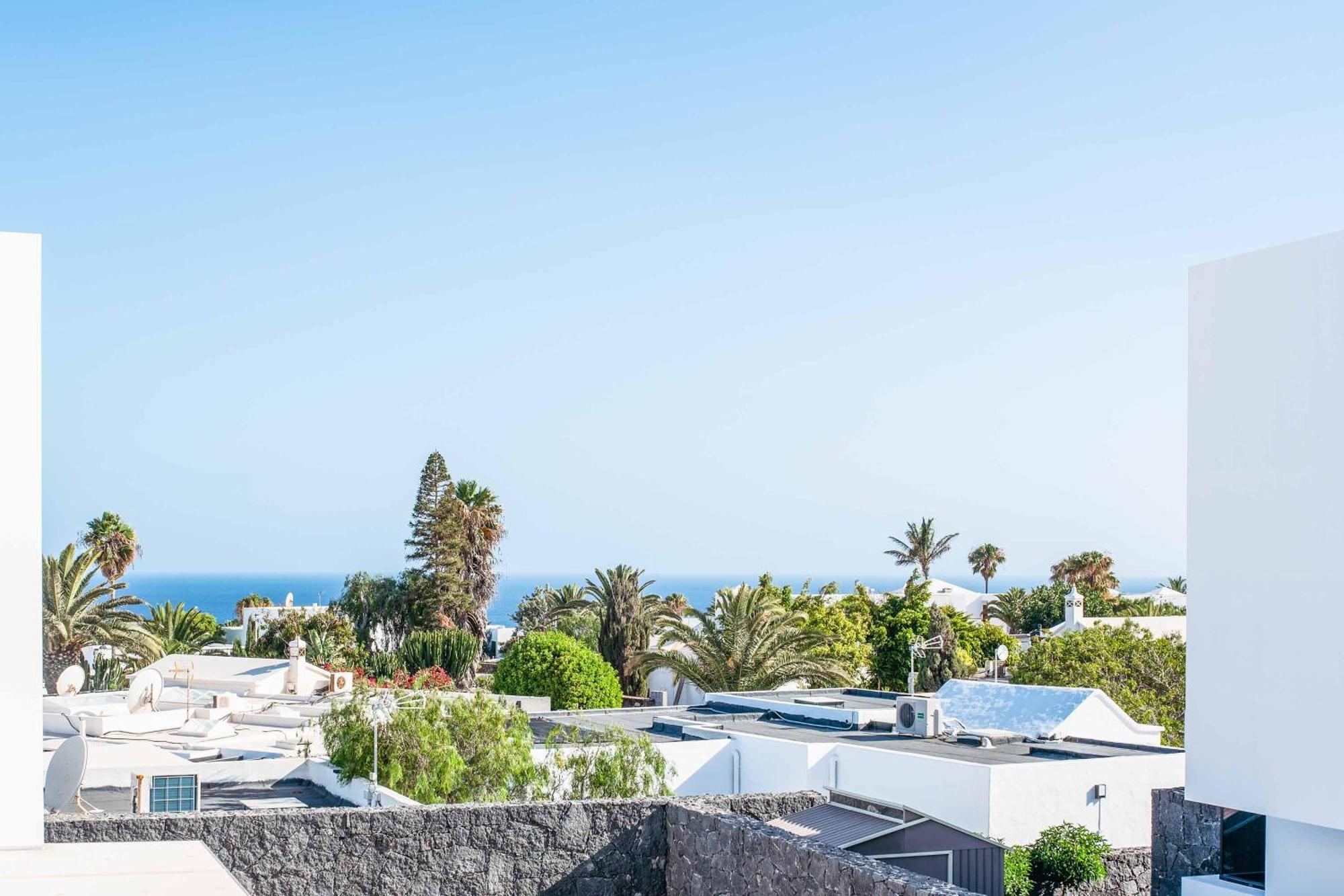 Bernadette Puerto del Carmen (Lanzarote)