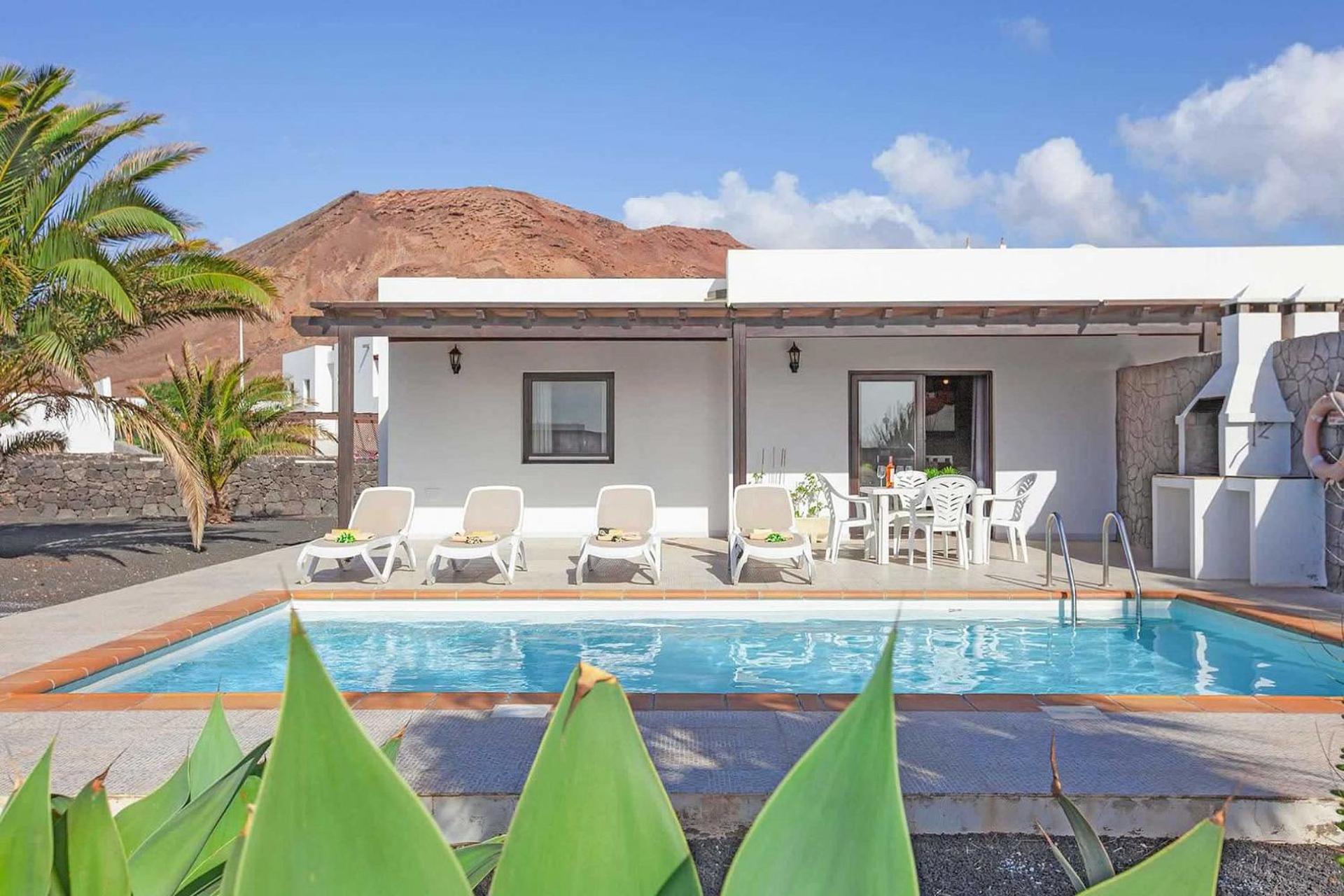Villa Rodriguez *