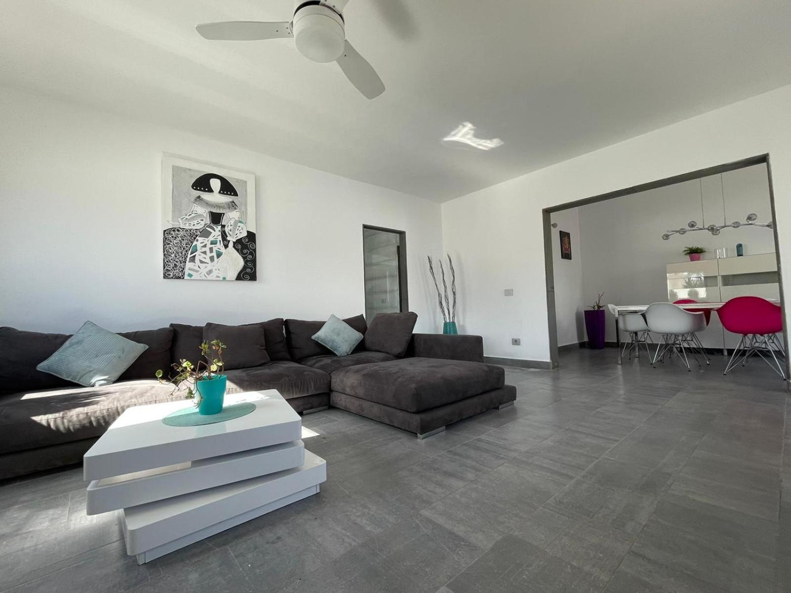 Grey By Vulcano Homes * Tahiche