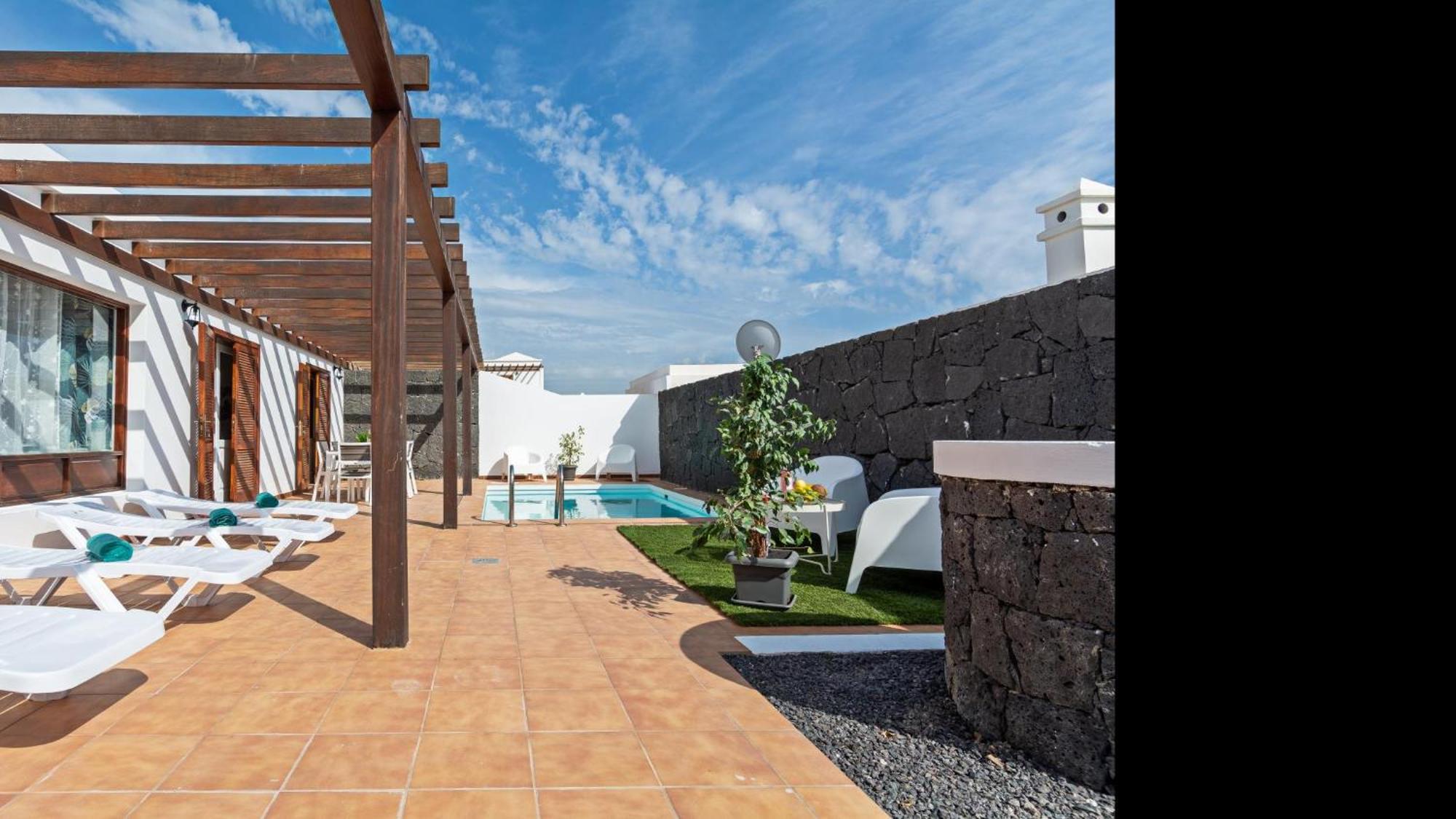 Salinas Private Pool By Pvl