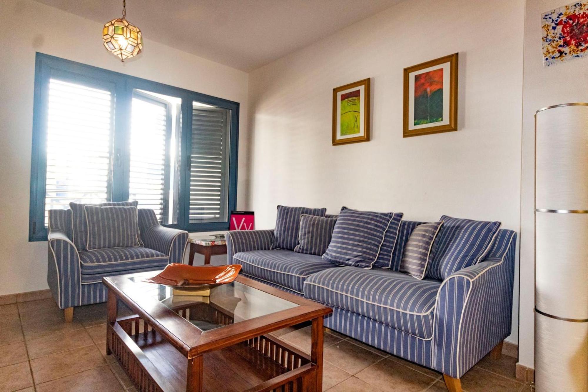 Casa Bianca Caleta De Guest house