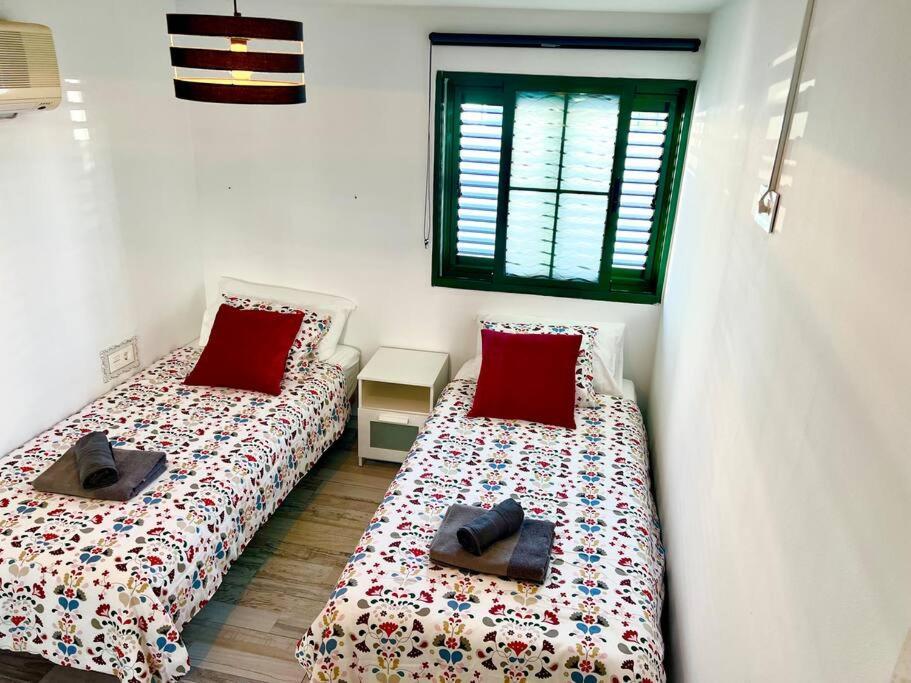 42 Puerto Del Carmen Star * Tías
