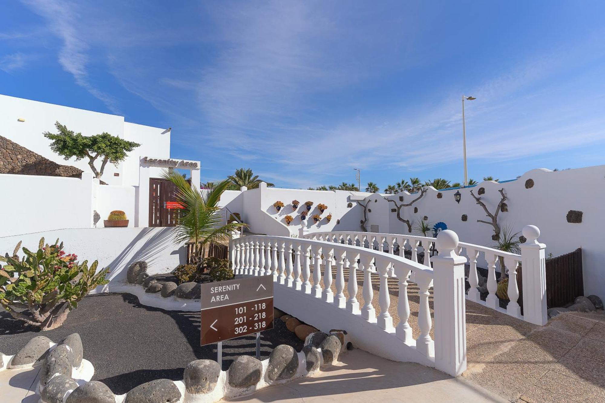 Siroco - Adults Only 18 Apartahotel Costa Teguise